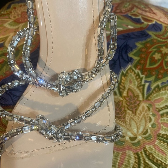 Azalea Wang blinged out heels Gorgeous - Picture 9 of 10